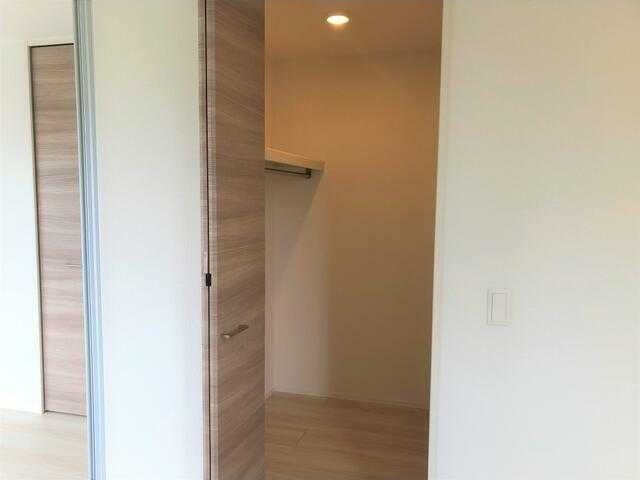 ��ʌ��z�J�s���C�N�^�E���Q���ڂ̃A�p�[�g�̎��[