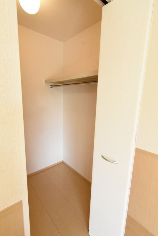 ��ʌ��������܎s�k�捡�H���̃A�p�[�g�̎��[