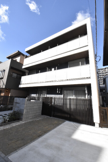 ��ʌ��������܎s������㗎���U���ڂ̃}���V�����̌����O��