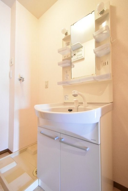 ��ʌ��������܎s���撆���Q���ڂ̃A�p�[�g�̐��ʏ�