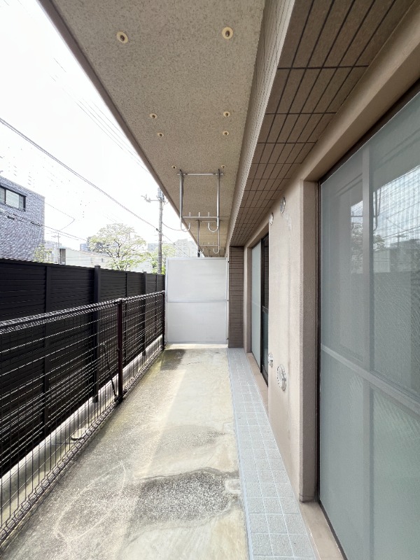 ��ʌ�����s������R���ڂ̃}���V�����̃o���R�j�[