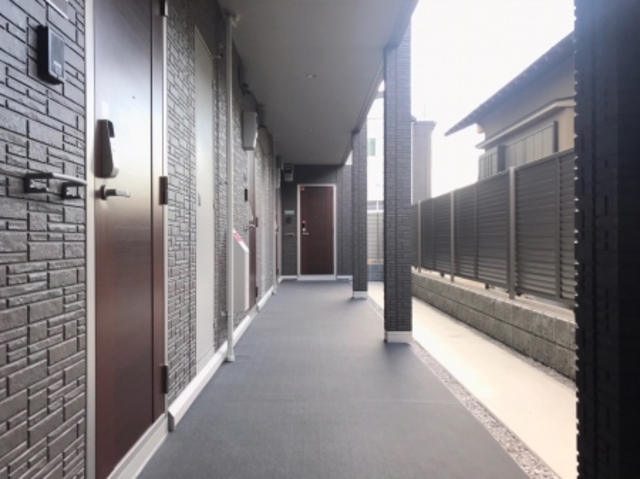 ��ʌ�����s�΋u�P���ڂ̃A�p�[�g�̂��̑�