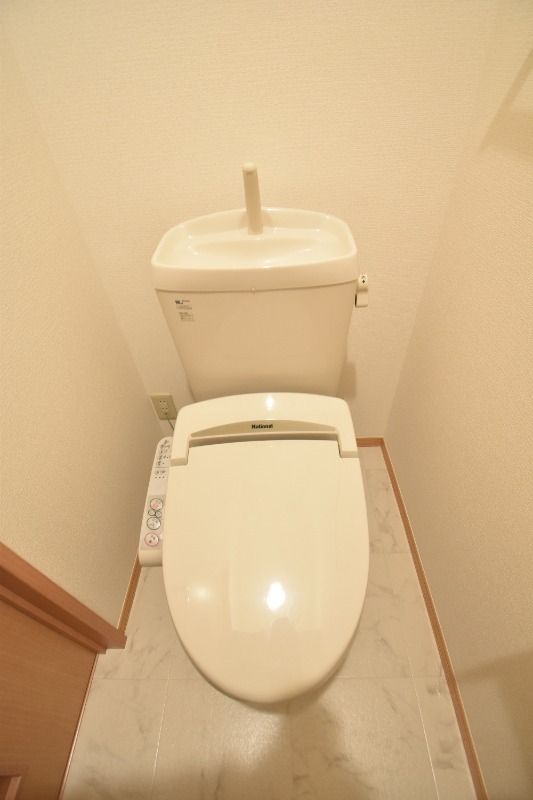 ��ʌ��������܎s��{��O���S���ڂ̃A�p�[�g�̃g�C��