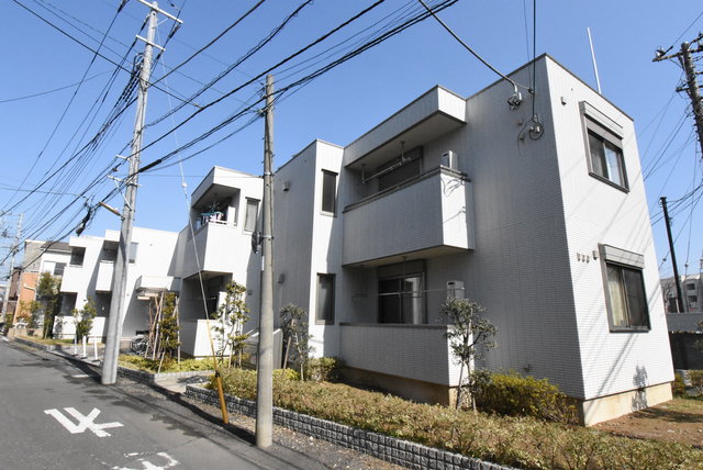 ��ʌ��������܎s�k��A�|���P���ڂ̃}���V�����̌����O��