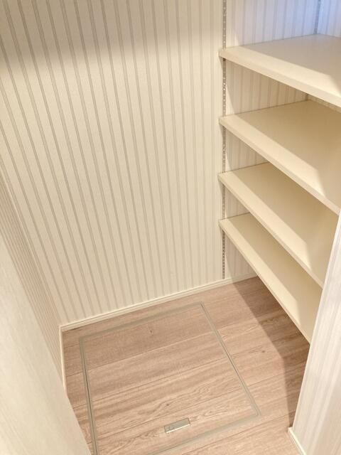 ��ʌ��������܎s�����擌��{�U���ڂ̃A�p�[�g�̂��̑�