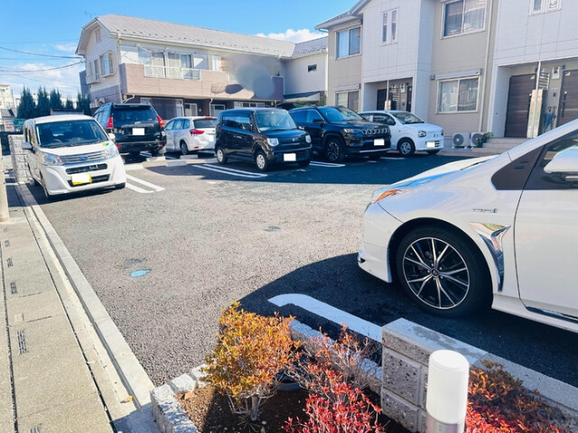 ��ʌ��������܎s�k��g�쒬�P���ڂ̃A�p�[�g�̒��ԏ�