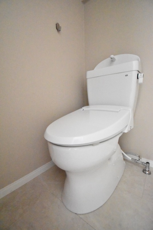 ��ʌ�����s������Q���ڂ̃}���V�����̃g�C��