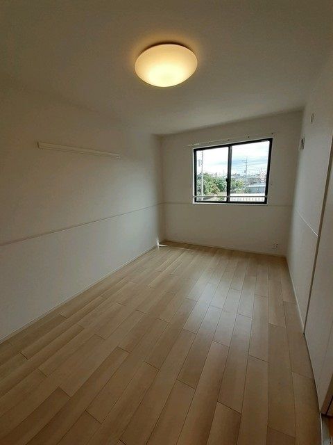 ��ʌ��������܎s�΋�厚�����̃A�p�[�g�̂��̑������E�X�y�[�X