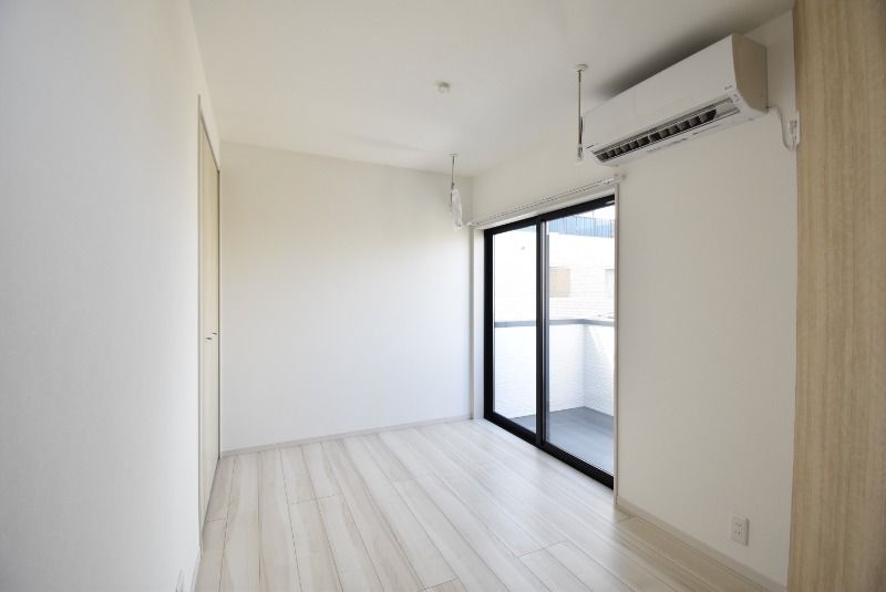 ��ʌ��������܎s����쌳�h�Q���ڂ̃A�p�[�g�̋��ԁE���r���O