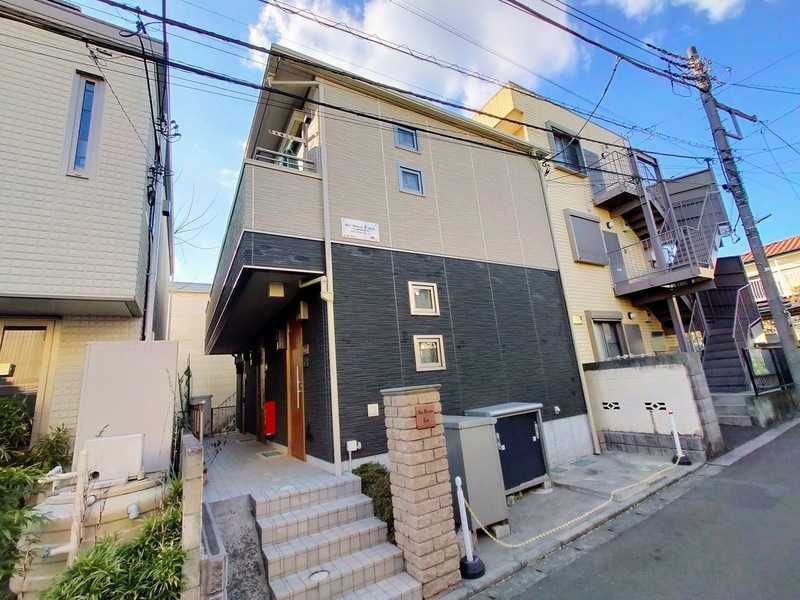 ��ʌ��������܎s������{�����Q���ڂ̃e���X�n�E�X�̌����O��