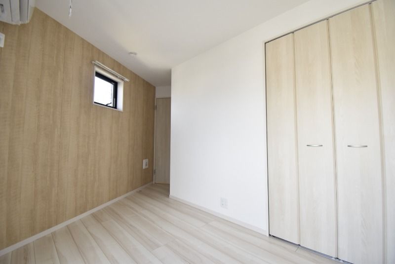 ��ʌ��������܎s����쌳�h�Q���ڂ̃A�p�[�g�̂��̑������E�X�y�[�X