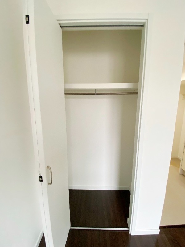 ��ʌ��������܎s�΋�厚���̃A�p�[�g�̎��[