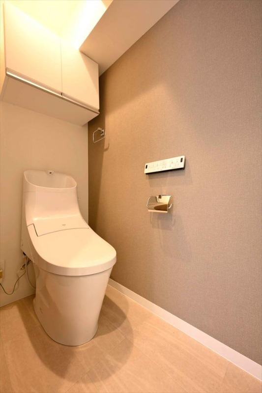 ��ʌ��������܎s�Y�a���؍�P���ڂ̃}���V�����̃g�C��