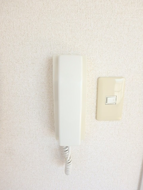 ��ʌ��������܎s��{��k�ܒ��Q���ڂ̃A�p�[�g�̂��̑��ݔ�