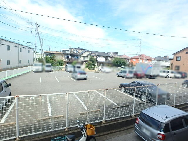 ��ʌ��������܎s�k����i���P���ڂ̃}���V�����̒��ԏ�