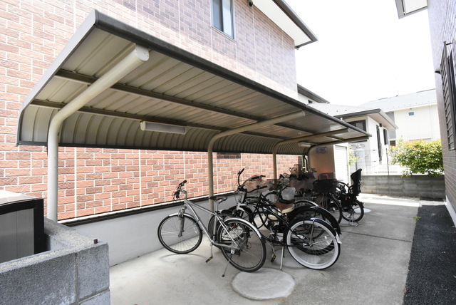 ��ʌ��������܎s����厚���V�n�̃A�p�[�g�̂��̑�