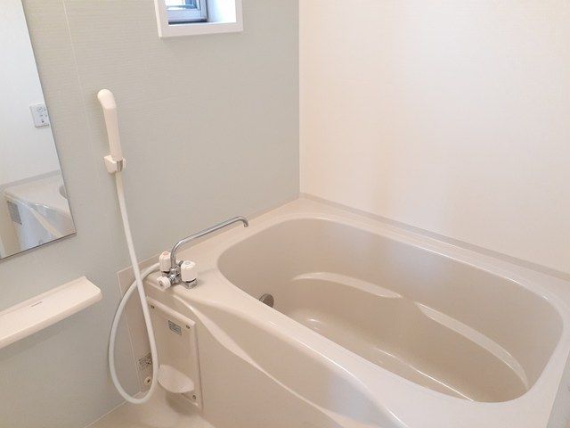 ��ʌ������s�����S���ڂ̃A�p�[�g�̃o�X