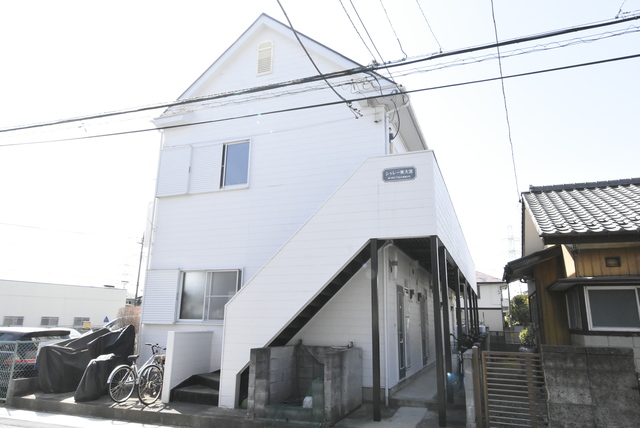 ��ʌ��������܎s�����擌��{�U���ڂ̃A�p�[�g�̌����O��