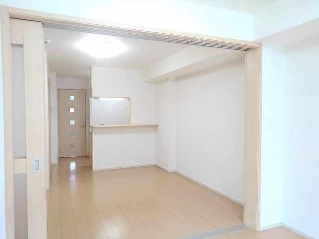 ��ʌ��z�J�s�{�{���Q���ڂ̃A�p�[�g�̋��ԁE���r���O