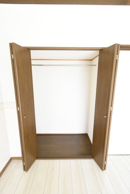 ��ʌ��������܎s�����擌��{�U���ڂ̃A�p�[�g�̎��[