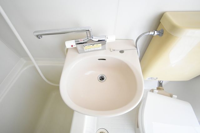 ��ʌ��������܎s�����擌��{�U���ڂ̃A�p�[�g�̐��ʏ�