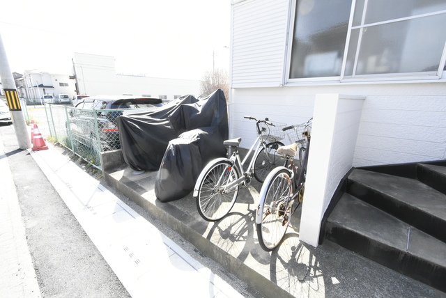 ��ʌ��������܎s�����擌��{�U���ڂ̃A�p�[�g�̂��̑�