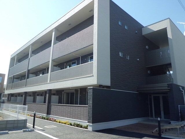 ��ʌ������s���v��̃}���V�����̌����O��