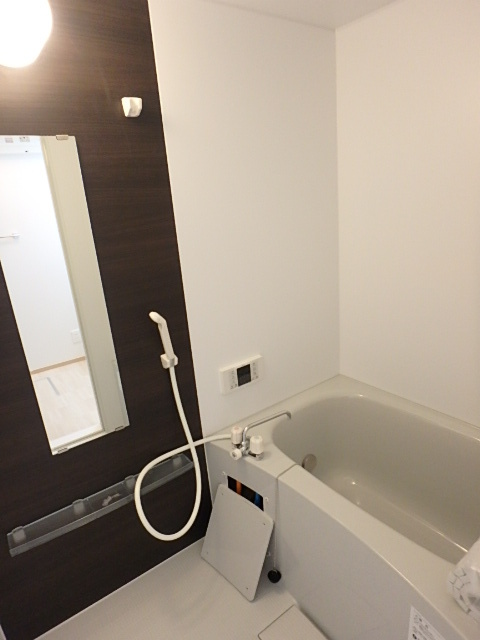 ��ʌ��������܎s�k�擌�听���P���ڂ̃A�p�[�g�̃o�X