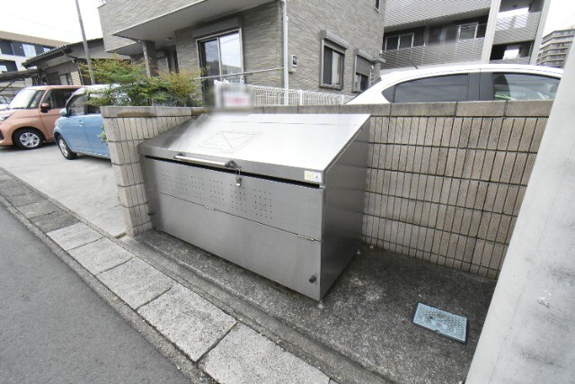 ��ʌ������s���v��̃}���V�����̂��̑�