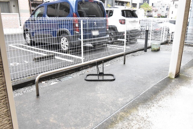 ��ʌ�����s���L�P���ڂ̃A�p�[�g�̂��̑�