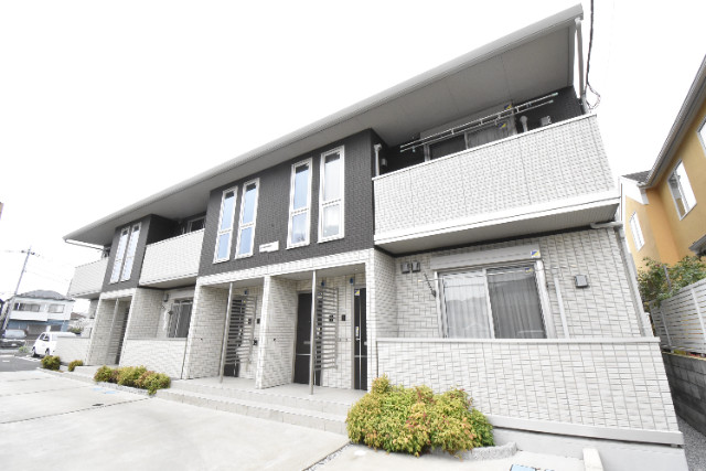 ��ʌ��������܎s�΋�厚�O���̃A�p�[�g�̌����O��