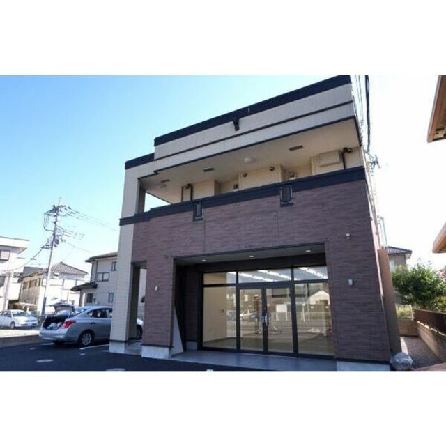 ��ʌ��k�����S�ɓޒ����R����164�̃}���V�����̌����O��