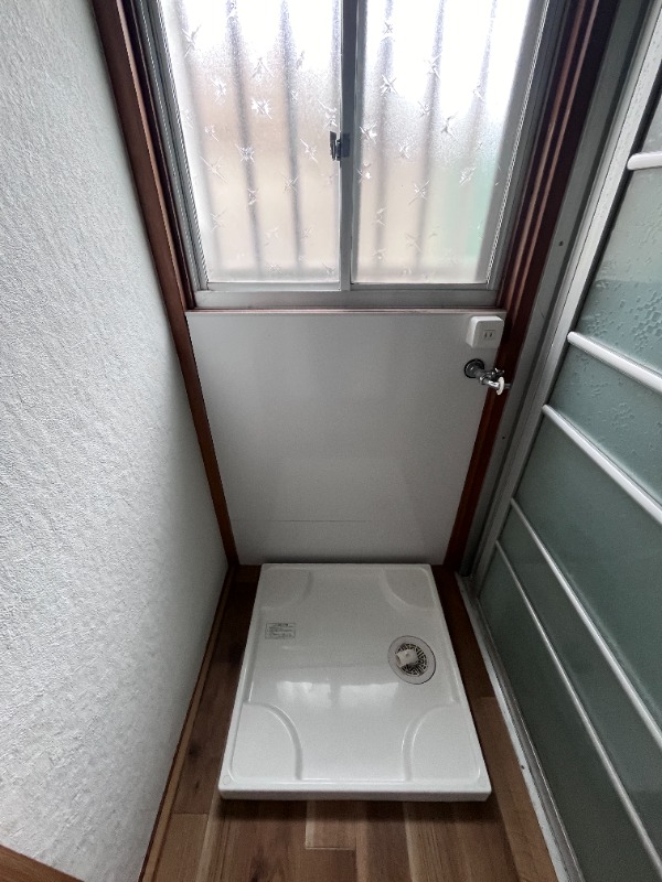 ��ʌ������s�F���q�̈�ˌ��Ă̂��̑������E�X�y�[�X