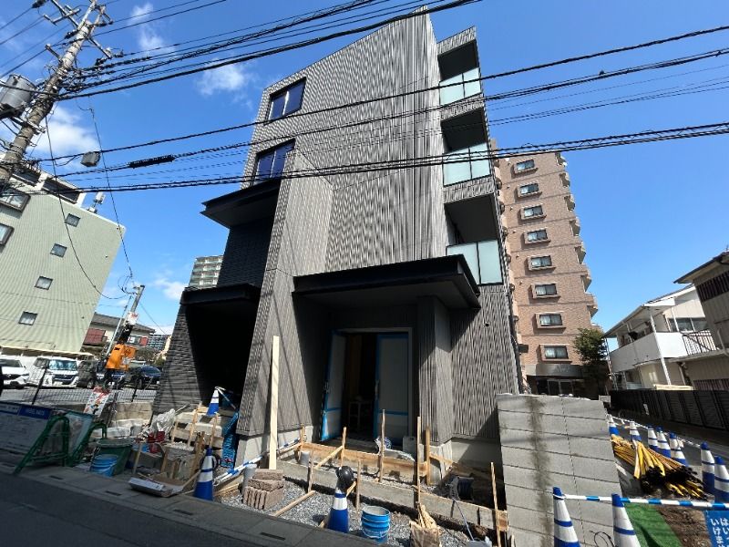 ��ʌ��������܎s�Y�a���؍�P����3-8�̃}���V�����̌����O��