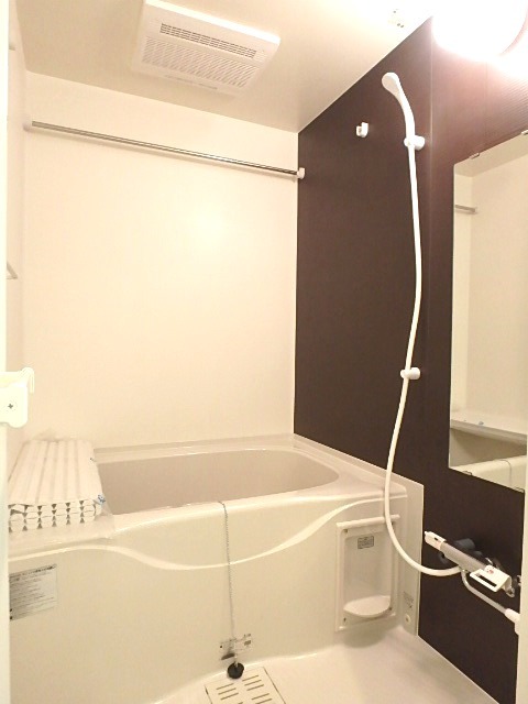 ��ʌ��������܎s��{����ؒ��P���ڂ̃}���V�����̃o�X