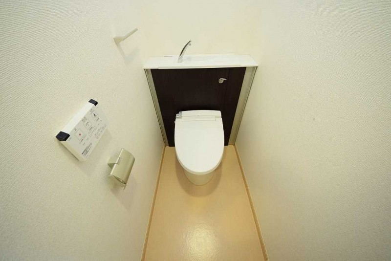 ��ʌ�����s�˒˓��R���ڂ̃}���V�����̃g�C��