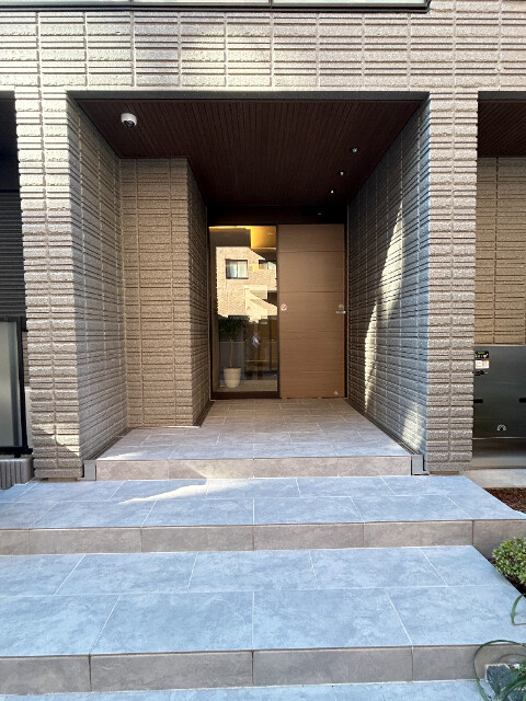 ��ʌ��������܎s�Y�a���ՂP���ڂ̃}���V�����̃G���g�����X