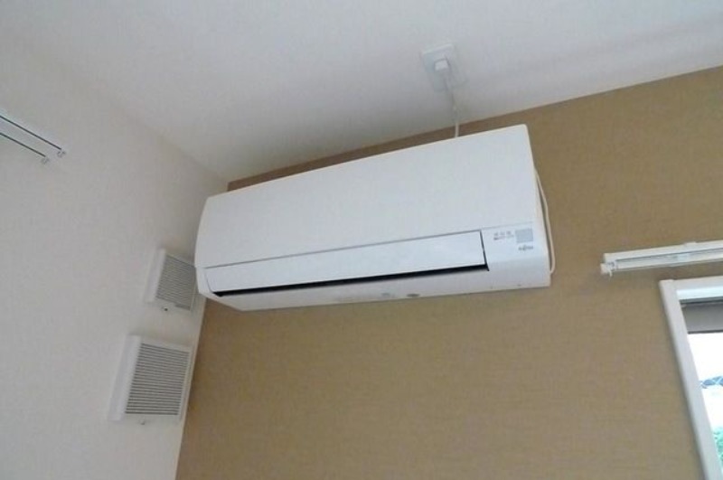 ��ʌ�����s�厚�����̃A�p�[�g�̂��̑��ݔ�