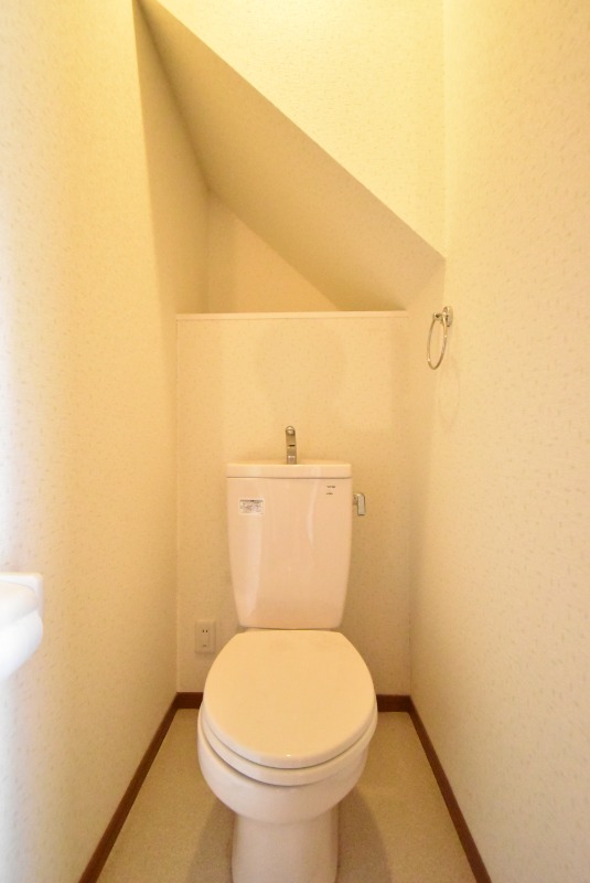 ��ʌ��������܎s�΋�{�{�P���ڂ̃e���X�n�E�X�̃g�C��