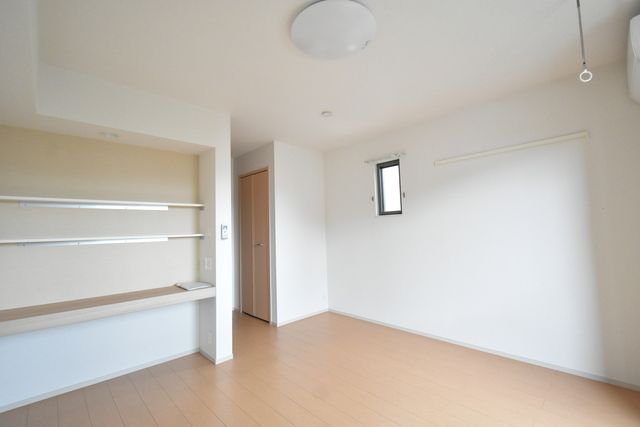 ��ʌ��������܎s����厚�w��̕ʏ��̃A�p�[�g�̂��̑������E�X�y�[�X