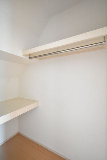 ��ʌ��������܎s����厚�w��̕ʏ��̃A�p�[�g�̎��[