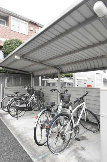 ��ʌ��������܎s����厚�w��̕ʏ��̃A�p�[�g�̂��̑�