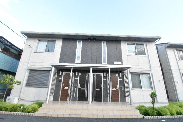 ��ʌ�����s�厚���s1315-1-2�̃A�p�[�g�̌����O��