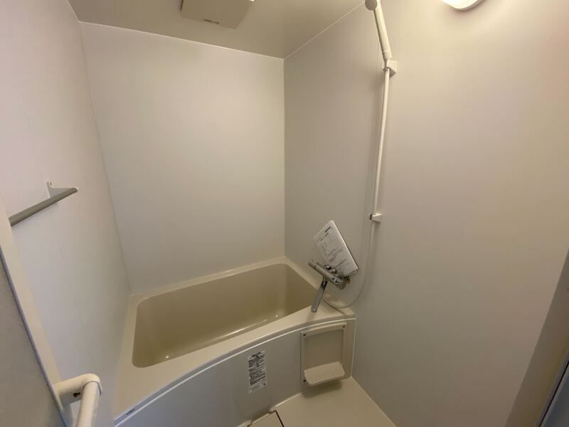 ��ʌ��������܎s��{�擌���Q���ڂ̃}���V�����̃o�X