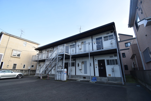 ��ʌ��������܎s�k��{�����S���ڂ̃A�p�[�g�̌����O��