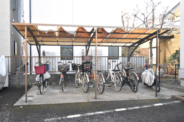 ��ʌ��������܎s�k����i���Q���ڂ̃A�p�[�g�̂��̑�