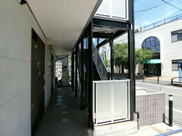 ��ʌ��������܎s��΋���q�P���ڂ̃}���V�����̃G���g�����X