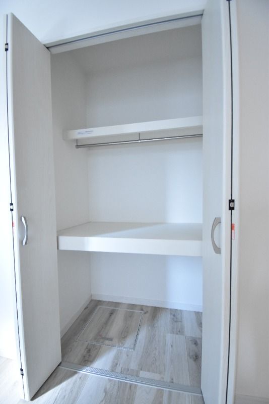 ��ʌ��������܎s�΋�厚�ԋ{�̃A�p�[�g�̎��[