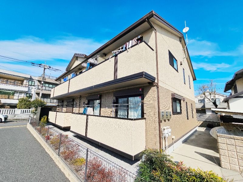 ��ʌ�����s�㒬�P����13-8�̃A�p�[�g�̌����O��