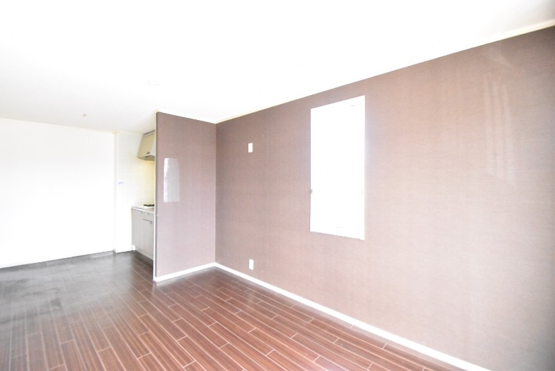 ��ʌ��������܎s�k����i���Q���ڂ̃A�p�[�g�̋��ԁE���r���O